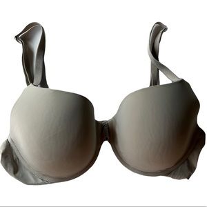 Victoria’s Secret Uplift Semi/Demi 36C Light Gray